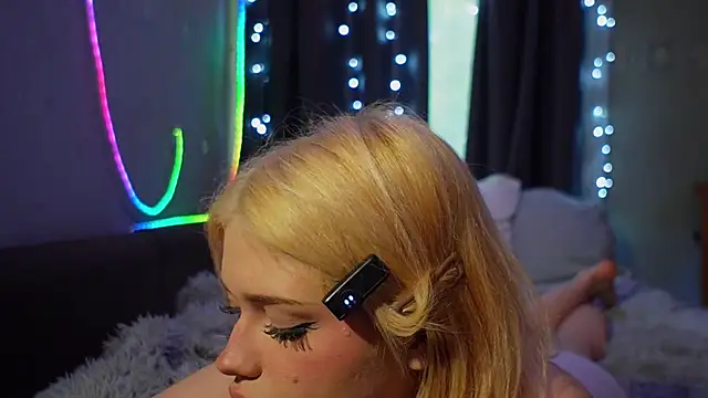 Watch StacyChocopay live on EroticFlix - High definition streams