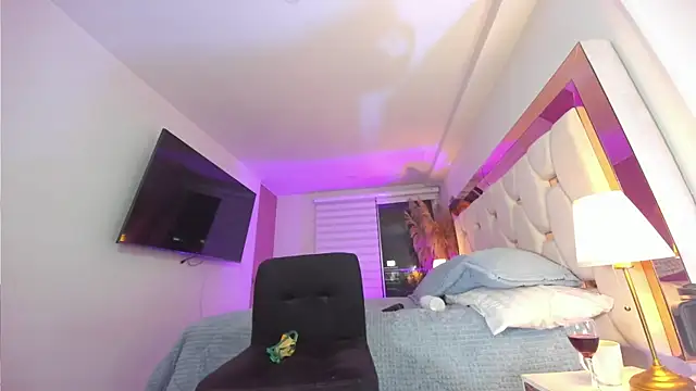 Kiey - Trans webcam sex chat