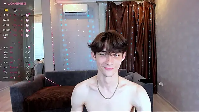 Aaron_Boom webcam
