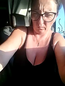Milfa_nimfomana webcam