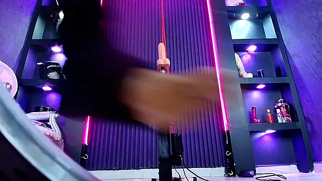 MrEbonybdsm webcam