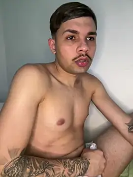 newdelight webcam