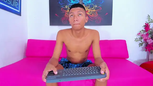 Sweet_babys69 webcam