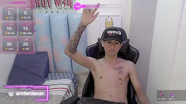 liam_play webcam