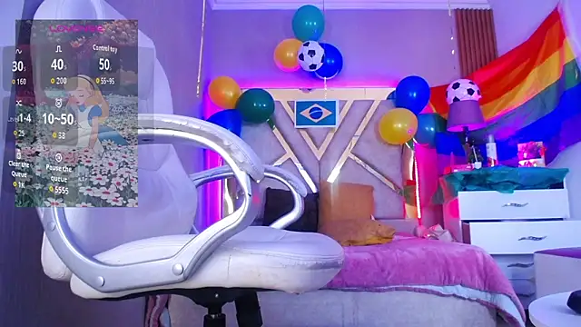 Tiffany_Valentiine webcam