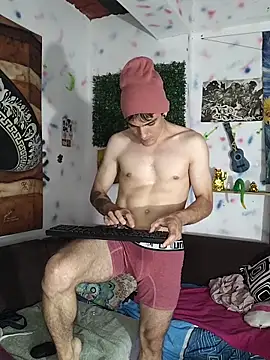 Desmon-may_kiin webcam