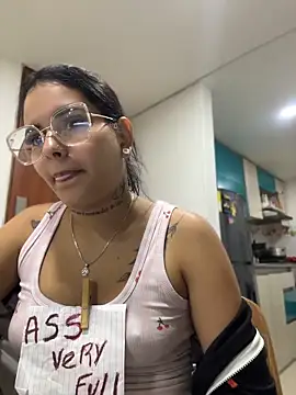 EXTREMELY_DIRTY_TABOO webcam