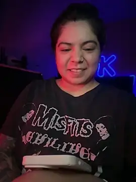 kimmiakiss22 webcam