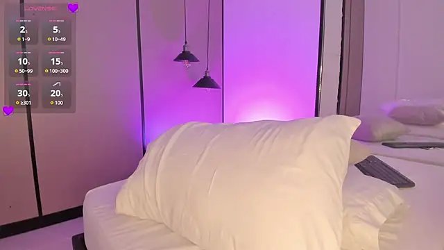 Watch rachel_foxx_ live on EroticFlix - High definition streams