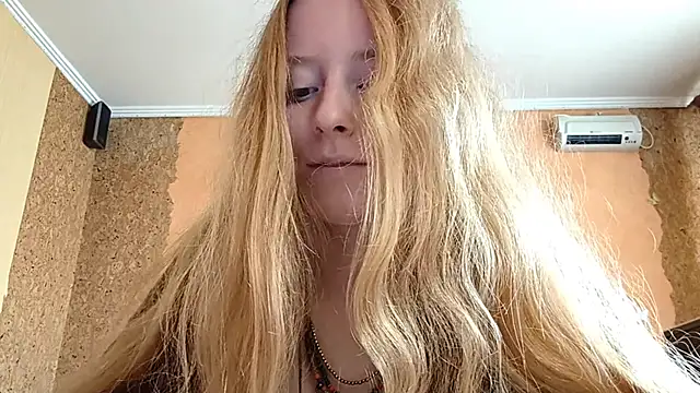 KateVibe_01 webcam
