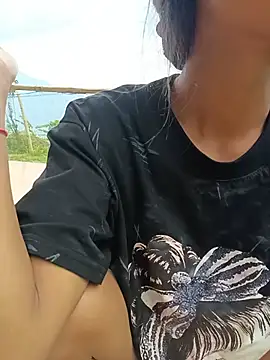 Hoa-tuylip live cam on StripChat