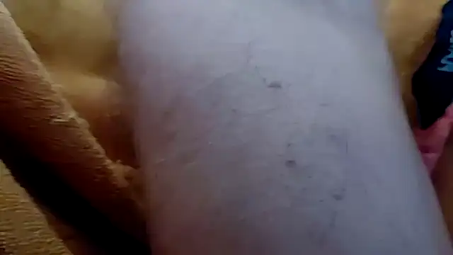 Pegg-fist-me webcam