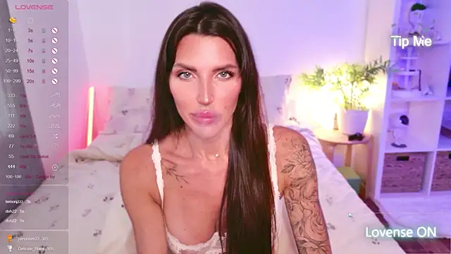 Sasha_Miro webcam