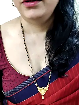 Yazhini-Cam webcam