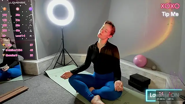 Ricki_Bloom webcam