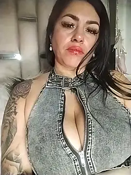 chelaqueen_ webcam