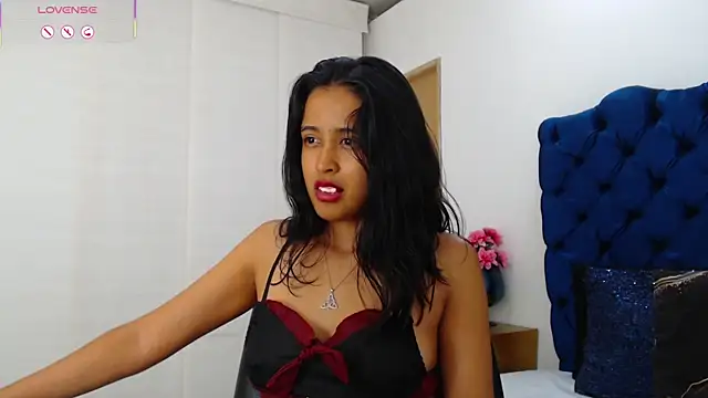 Lili666_ webcam