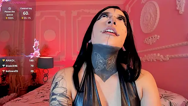 Kat_VonDe webcam