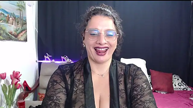 Aleja_Gonzales webcam