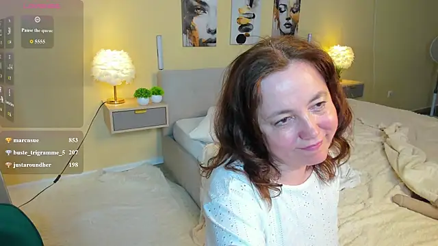 Kira_Adler webcam