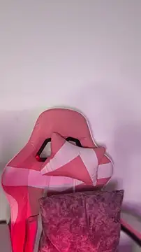 ScarletVelvetX webcam