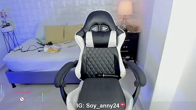 anny_rouse24 webcam