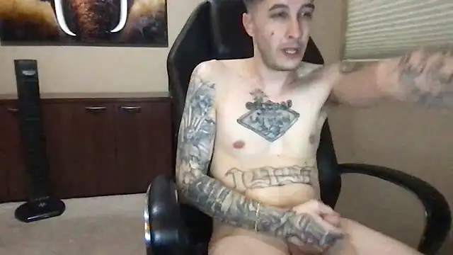 JuicyJoshy webcam