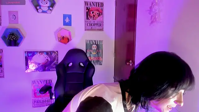 Watch MonxxsLove live on EroticFlix - High definition streams