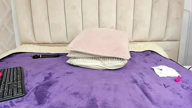 Anniie_Queen webcam