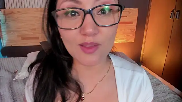 Annaa_rosee webcam