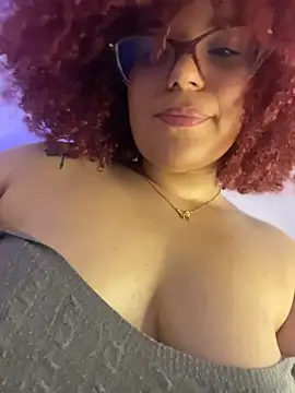 Leyah__ webcam