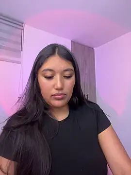 SharaRous webcam