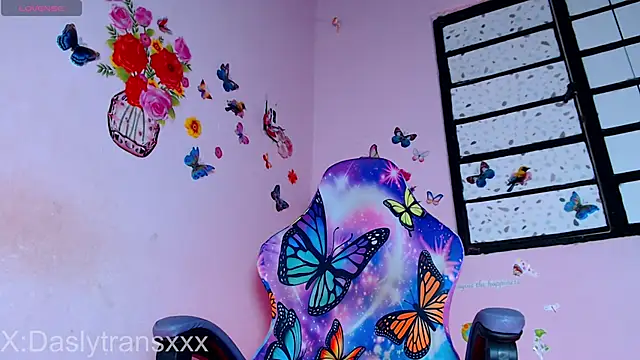 DaslyTsRoze webcam