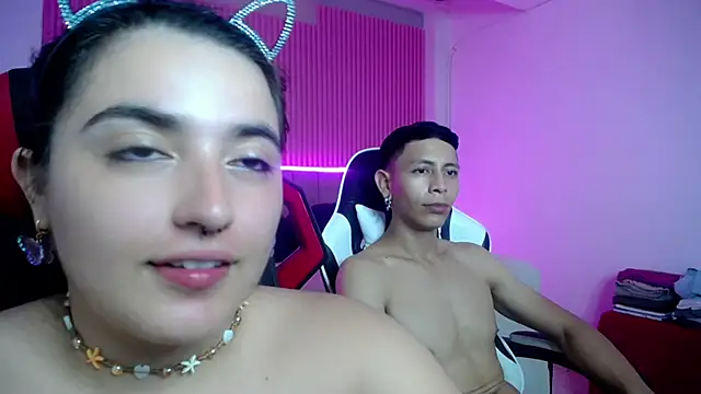 Watch sonic_jess07 live on EroticFlix - High definition streams