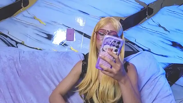 dark_nina__ webcam