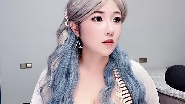 Eva_258899 webcam