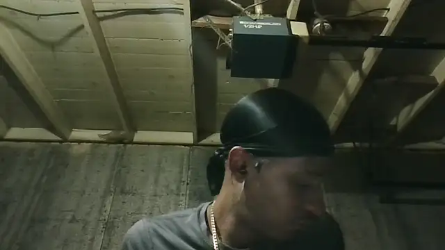 Leo99842 webcam