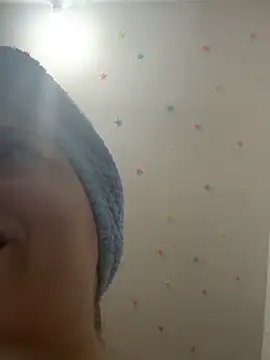 Cherry_Luna1 webcam