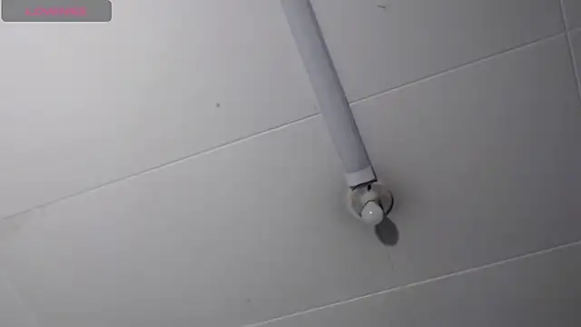 Mia_Nova00 webcam