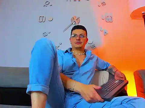 leo_hunt_ - Leo_Hunt_'s free webcam - UK Sex Cams