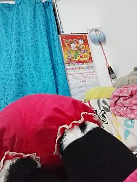 karlythoth@xh webcam