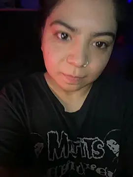 kimmiakiss22 webcam