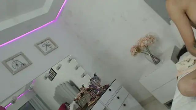 X6uldv8xdollxxx webcam