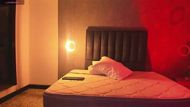 Luciano_Vega live sex cam