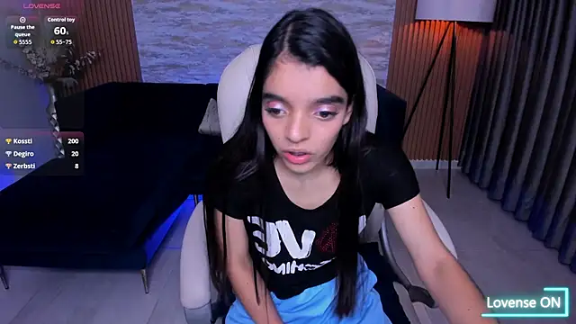 Watch Nataliee_Scott live on EroticFlix - High definition streams