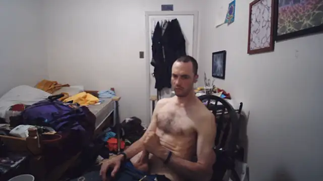 JohnnyMoves webcam
