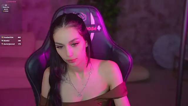 Mila_Rose054 webcam