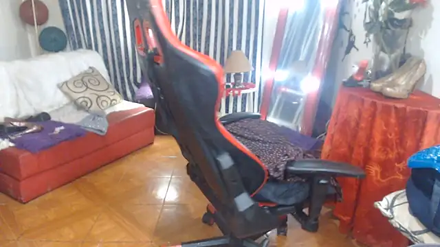 AlexaBigBoobss webcam