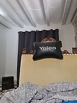 kylie_blck webcam
