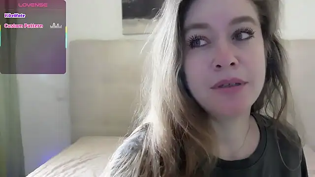 Watch PetersEmily live on EroticFlix - High definition streams
